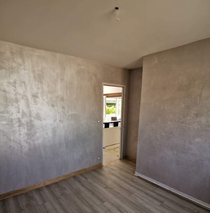 Pose de stucco intérieur Royan