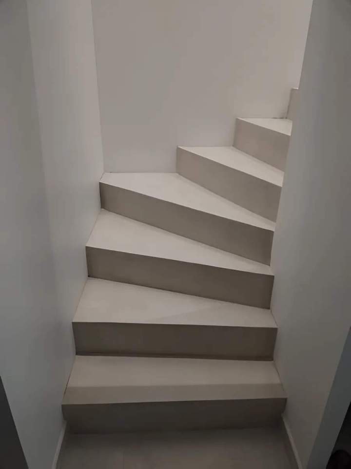 Pose de béton ciré, Cognac