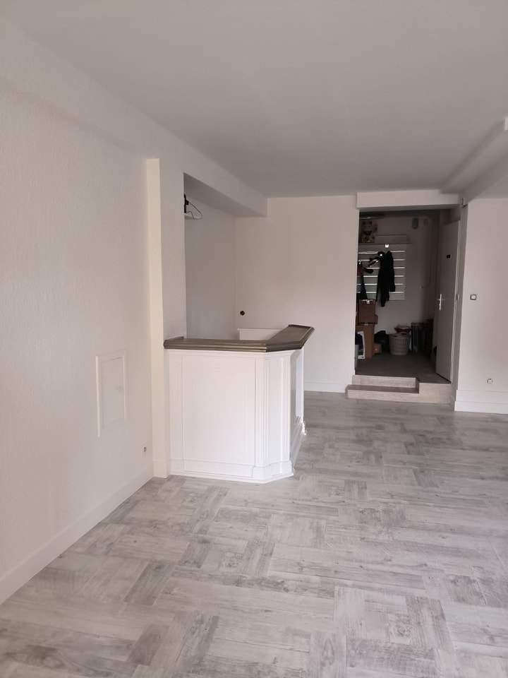 Peinture intérieur vers Royan (1)