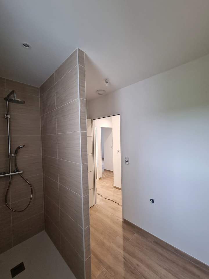 Peinture intérieur vers Royan (41)